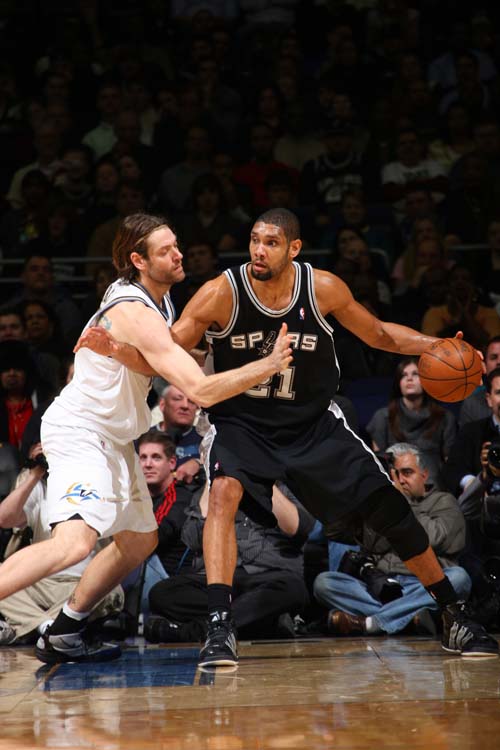 Kaiyun- 蒂姆在湖人比赛中回归赛场,连败引发热议的是谁 